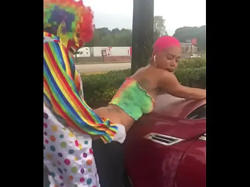 Gibby The Clown Fucks Jasamine Banks Outside In Broad Daylight